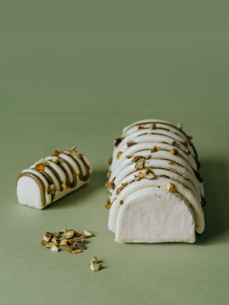 Si nous ne devions retenir que deux bûches halal pour Noël 2025 à Lyon